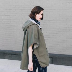 Bridge & Burn Waxed Cotton Reversible Selwyn Cape